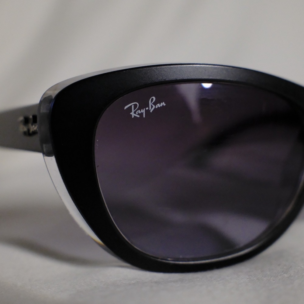 Ray-Ban RB4227 "Highstreet" Gradient Purple Lenses with Black Leather Case - Picture 4 of 7